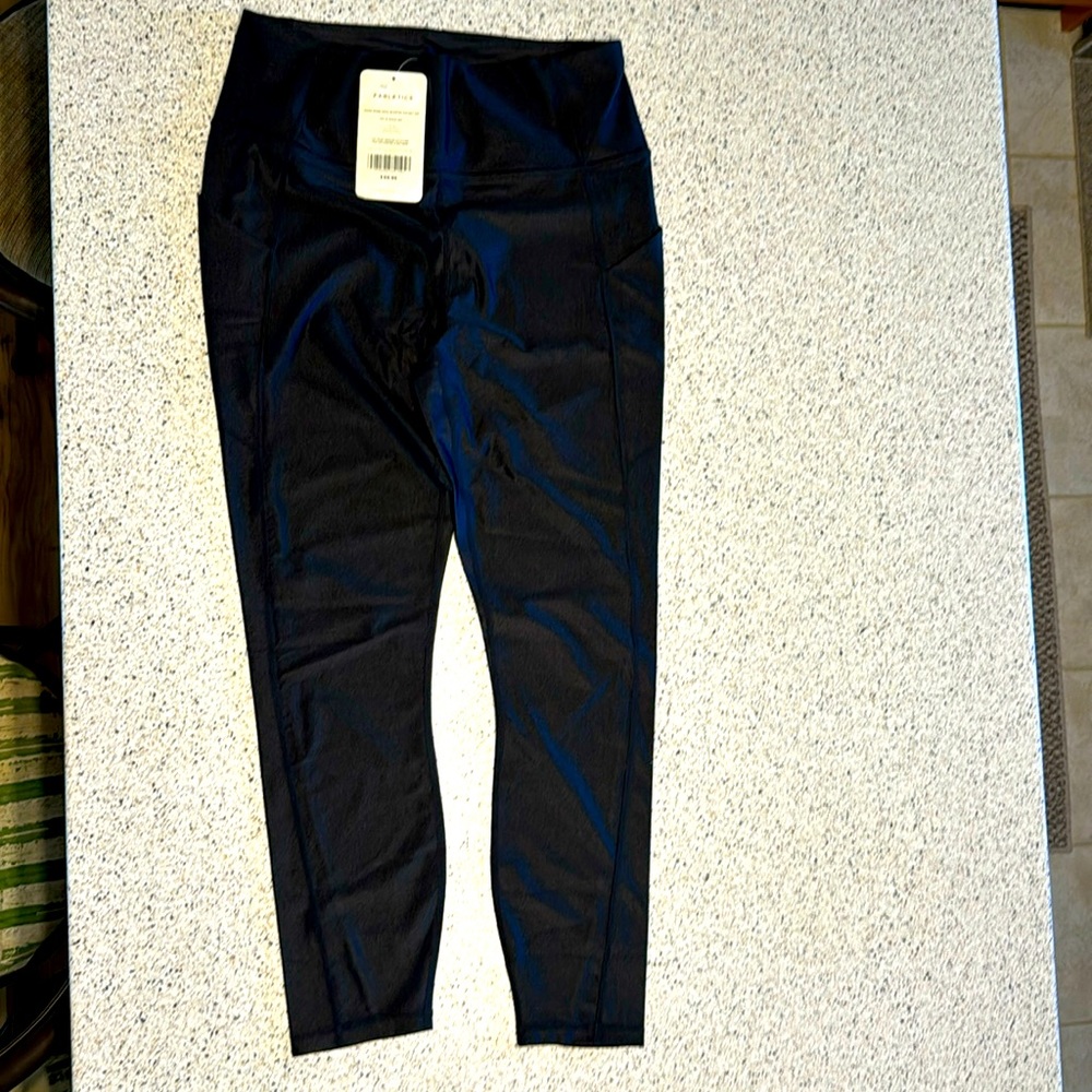NWT Fabletics’s Oasis Shine High Waisted Pocket 7/8 XL/12-14